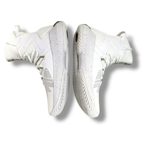 Under Armour Highlight Ace 2.0 Womens White Mesh Athletic Volleyball Shoes Sz 9 - Picture 4 of 8